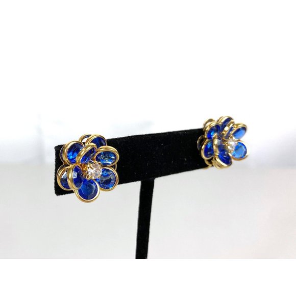 Vintage Avon Rhinestones Flower Petal Stud Earrings Blue Clip on - Picture 3 of 7
